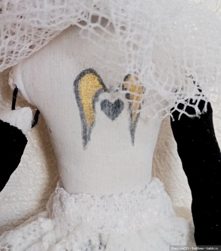 Загадочная дама в поиске любящих рук (фото 8)