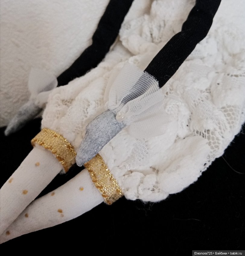 Загадочная дама в поиске любящих рук (фото 7)