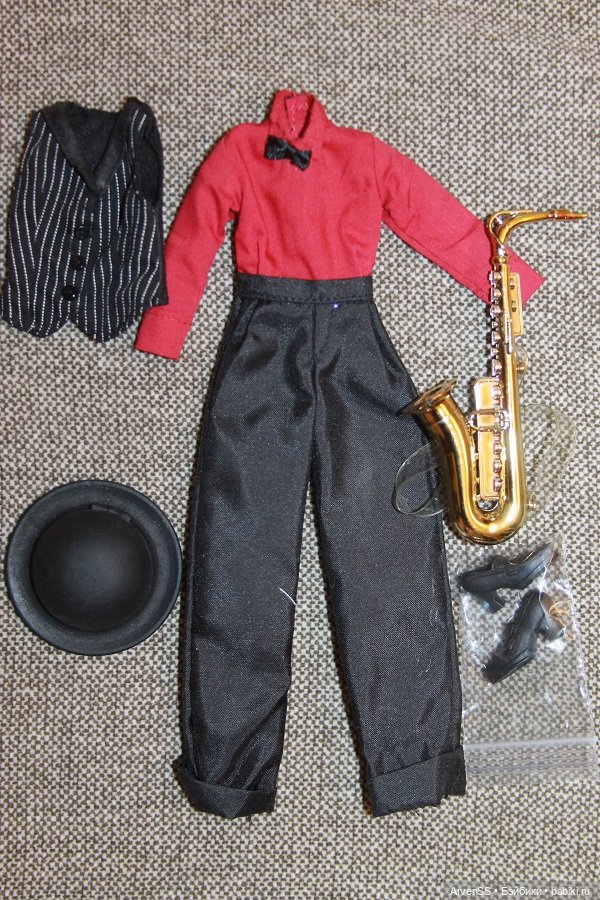 Костюм от винтажной Дженни Calendar Girl Music 1 January Jazz Music 2001 года