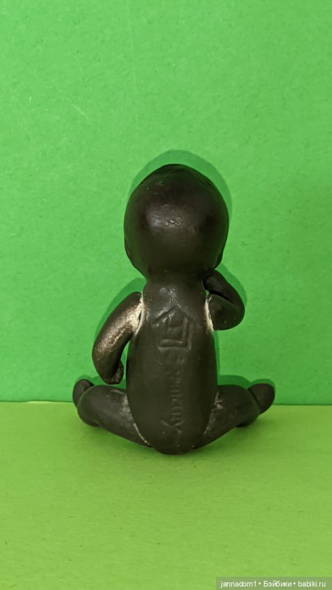 Редкий керамический пупсик негритенок Hertwig, высота 7 см (фото 4)