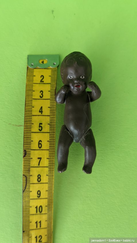 Редкий керамический пупсик негритенок Hertwig, высота 7 см (фото 8)