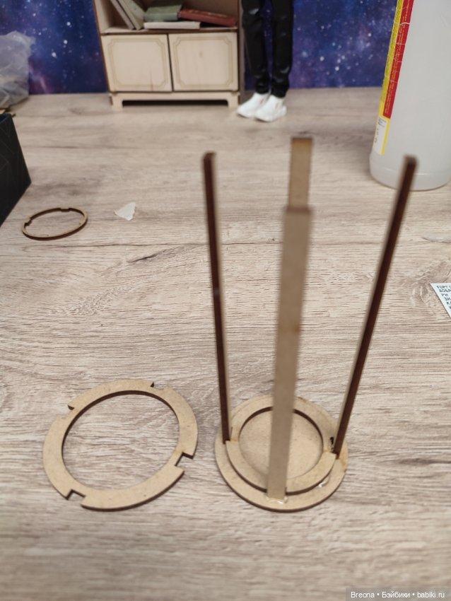 Круглый табурет 1:6 — Кукольная мебель (фото 3)