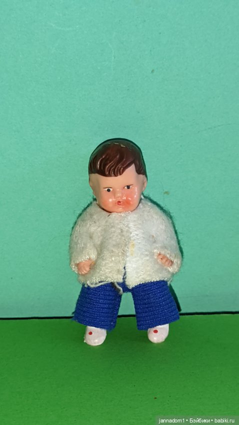 Резиновый пупсик Ari, родной аутфит, высота 7 см