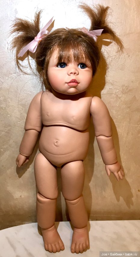 Фарфоровая и шарнирная Sarah от Pat Moulton