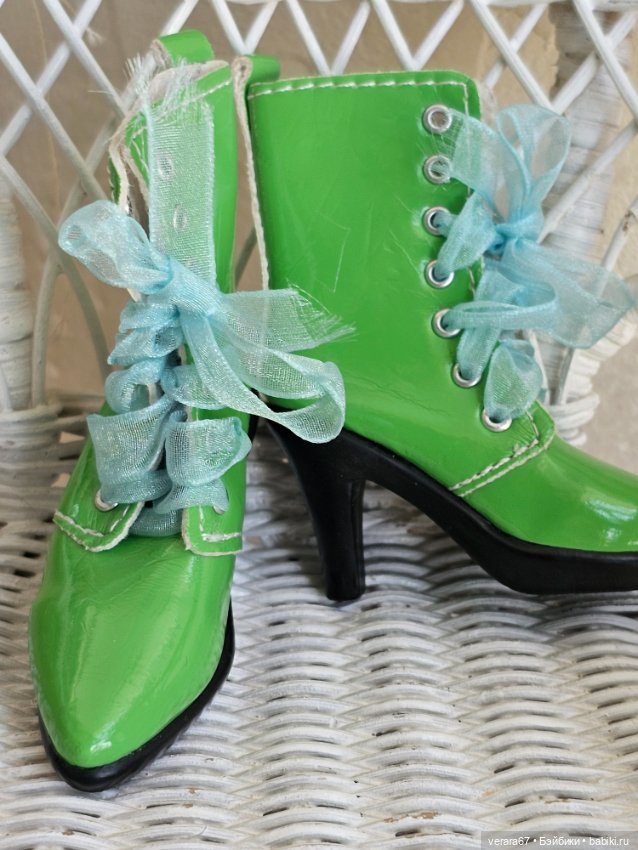 Модные сапожки на ножку примерно 7-8.5 см