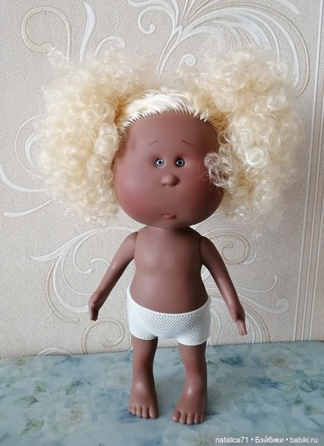 Mia Nines D'Onil, Мия — Игровые куклы