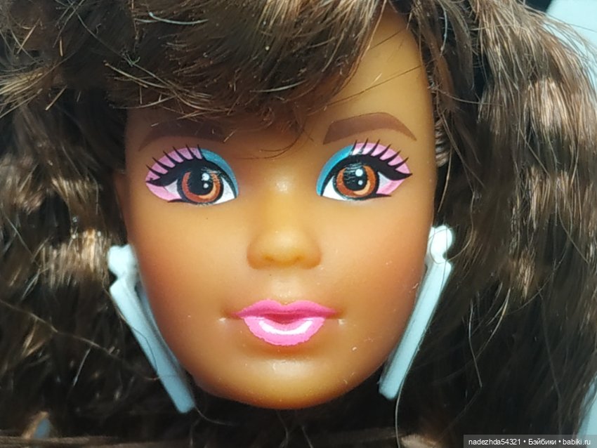 Голова Барби музыкант Barbie Rewind 80s Night Out (Репродукция 2021 год) (фото 3)