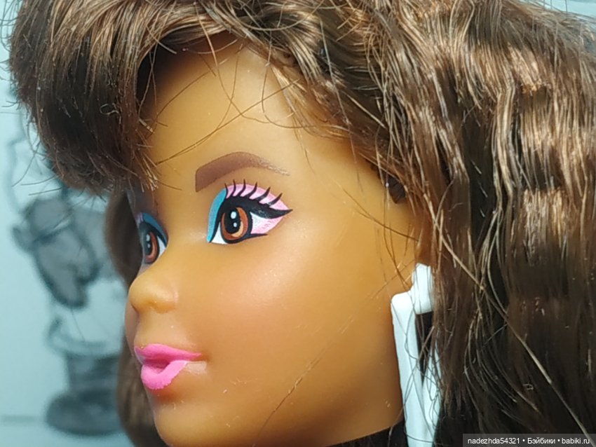 Голова Барби музыкант Barbie Rewind 80s Night Out (Репродукция 2021 год) (фото 4)