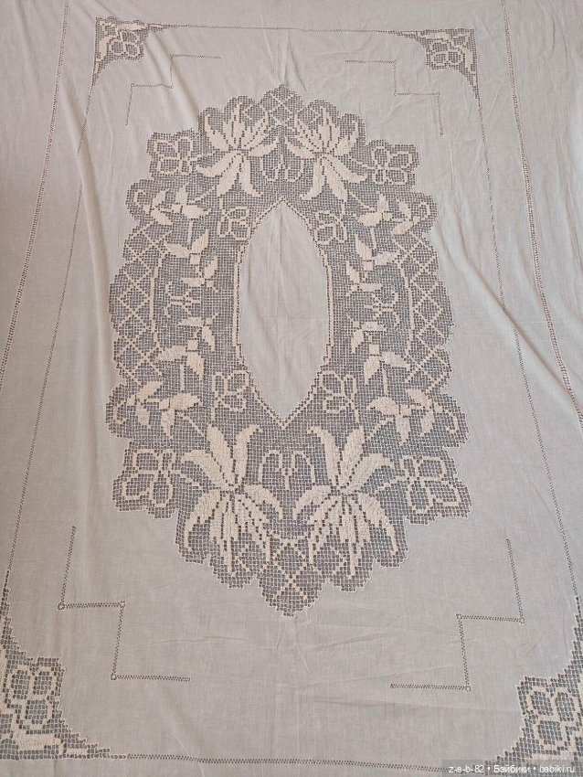 Антикварная филейная вышивка по сетке (фото 5)