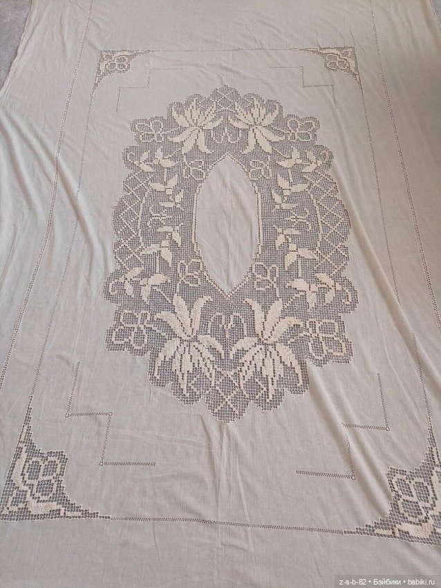 Антикварная филейная вышивка по сетке (фото 9)