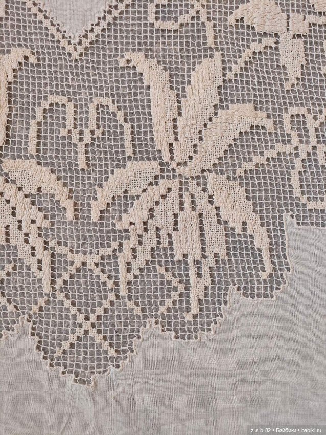 Антикварная филейная вышивка по сетке (фото 6)