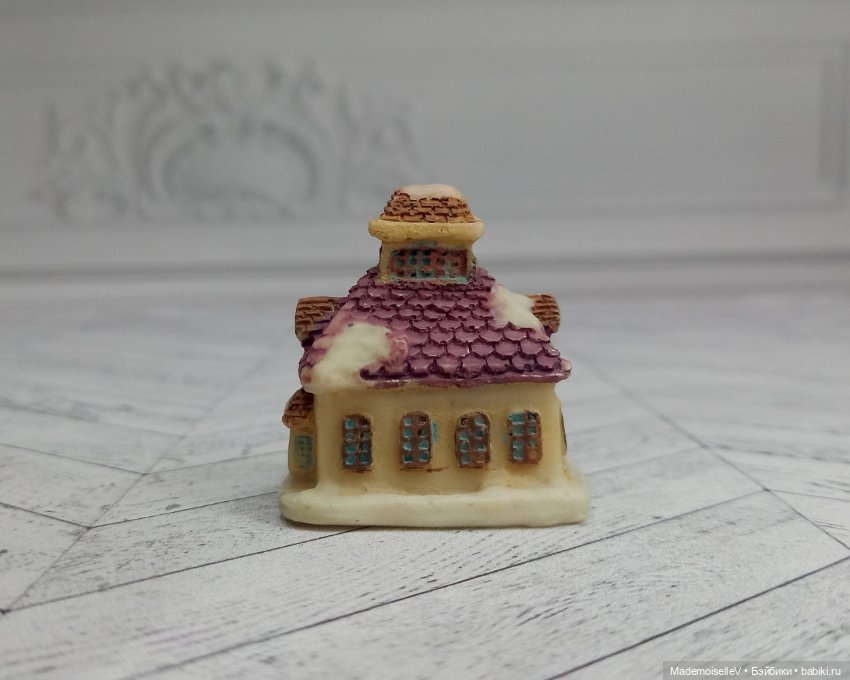 Домики с мышатами — Статуэтки