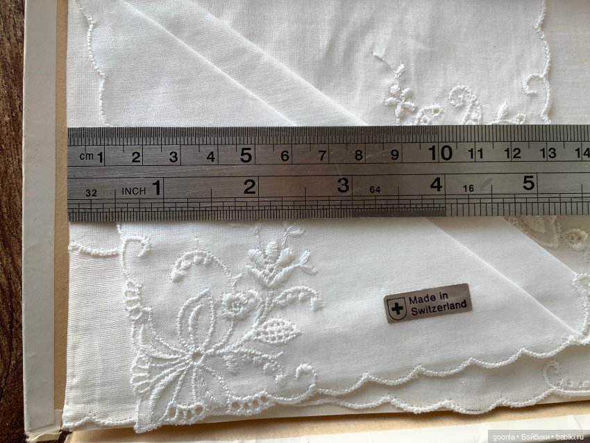 Набор винтажных платочков на скатерти (фото 4)