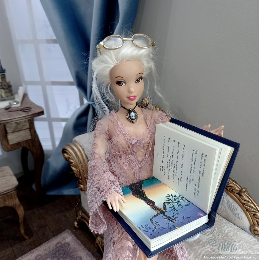 Книга "Джуна" — Миниатюра для кукол (фото 3)