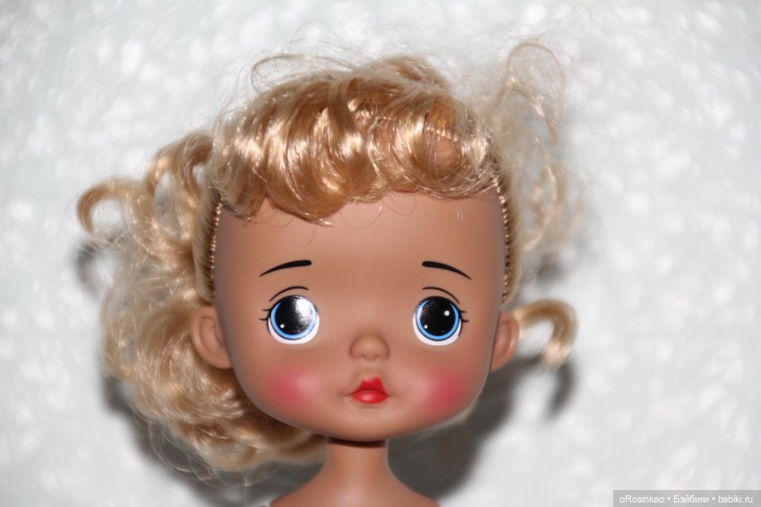 Продам блондинку Bling в тане нюд (фото 2)