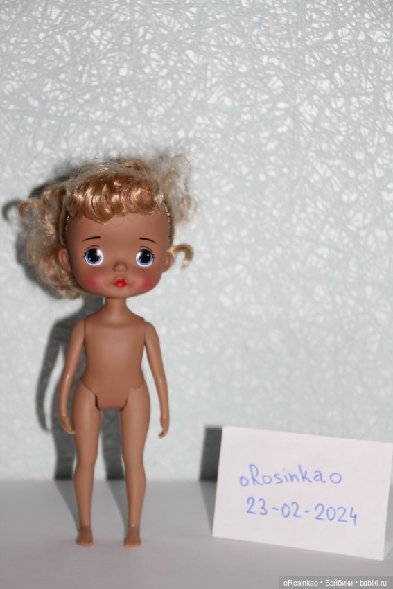 Продам блондинку Bling в тане нюд