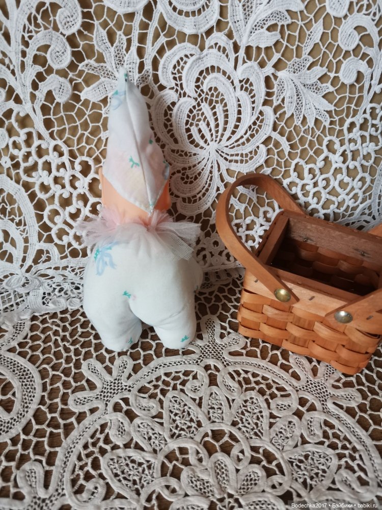 Гномик в корзинке — Аксессуары для кукол (фото 7)