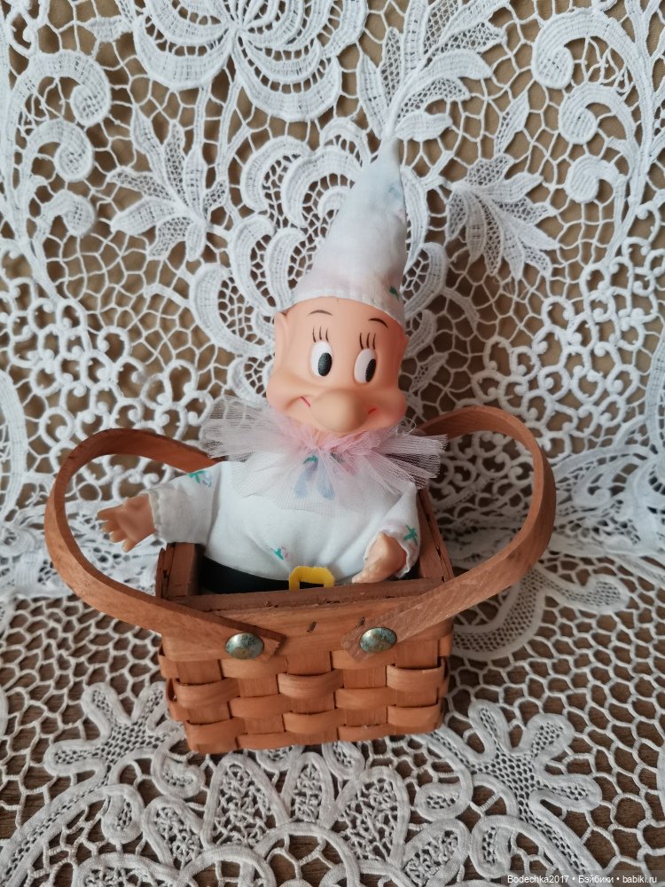 Гномик в корзинке — Аксессуары для кукол