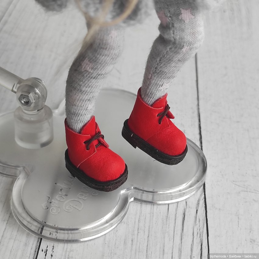 Ботинки Мидди Блайз — Обувь для кукол
