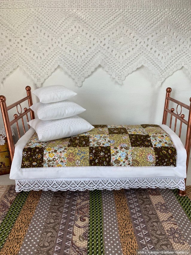 Одеяло лоскутное для куклы (фото 7)