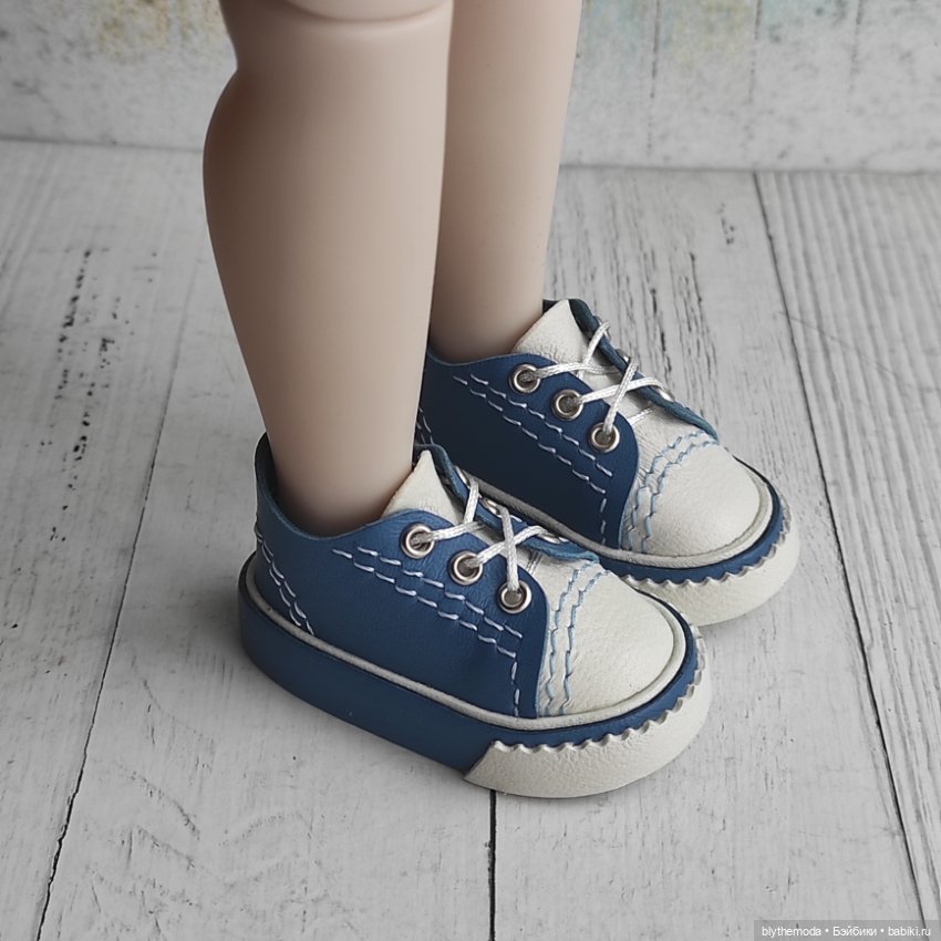 Кеды для Руби Ред 37 см — Обувь для кукол (фото 2)