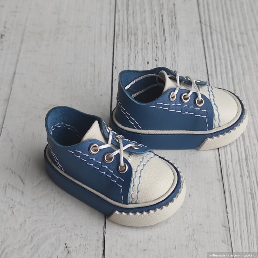 Кеды для Руби Ред 37 см — Обувь для кукол (фото 5)