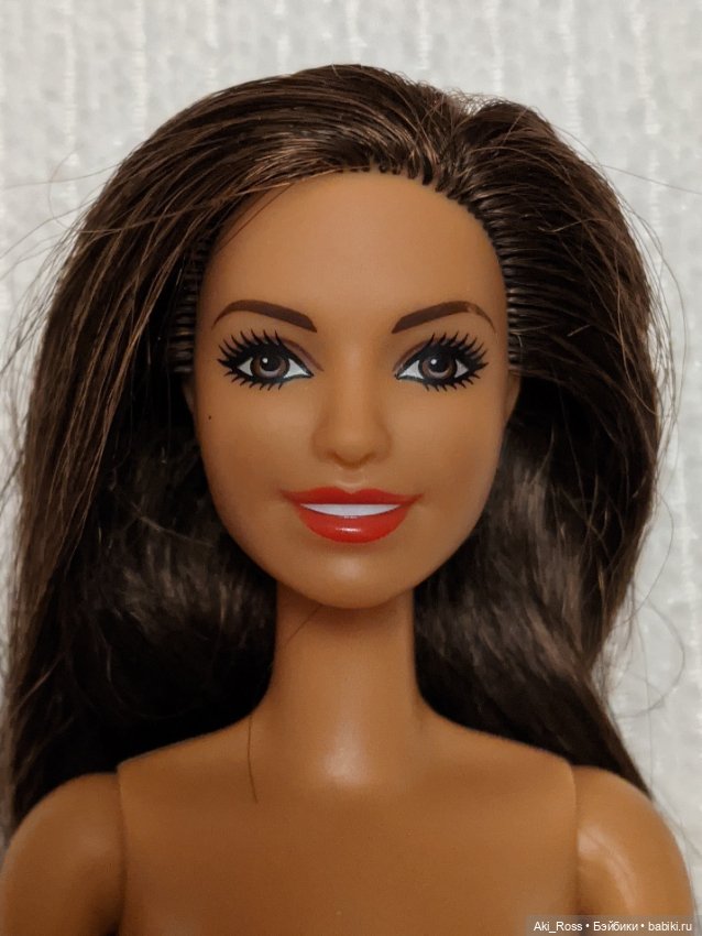 Barbie Fashionistas 52 на теле йоги