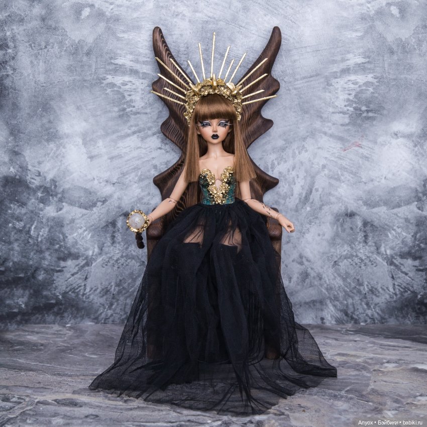 Трон для 1/4 - Ручная Работа (Древо, 2 подушки в комплекте)