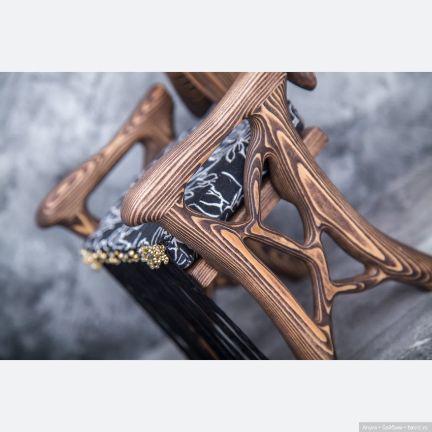 Трон для 1/4 - Ручная Работа (Древо, 2 подушки в комплекте)