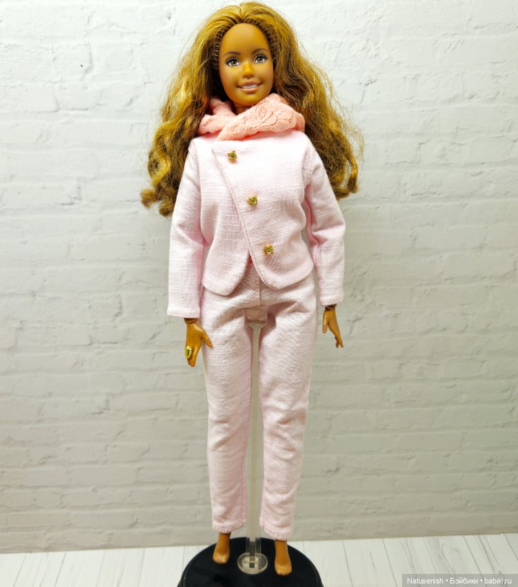 Розовый костюм для Барби Пышки (фото 3)