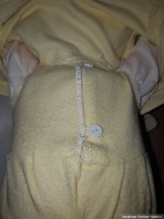 Кукла Тата с постельными принадлежностями