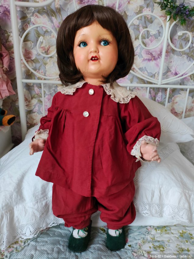 Красивая девочка Соннеберг (фото 4)