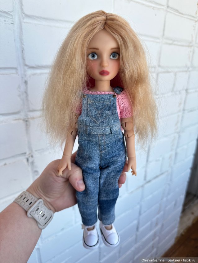 Бжд кукла формата Паола Рейна