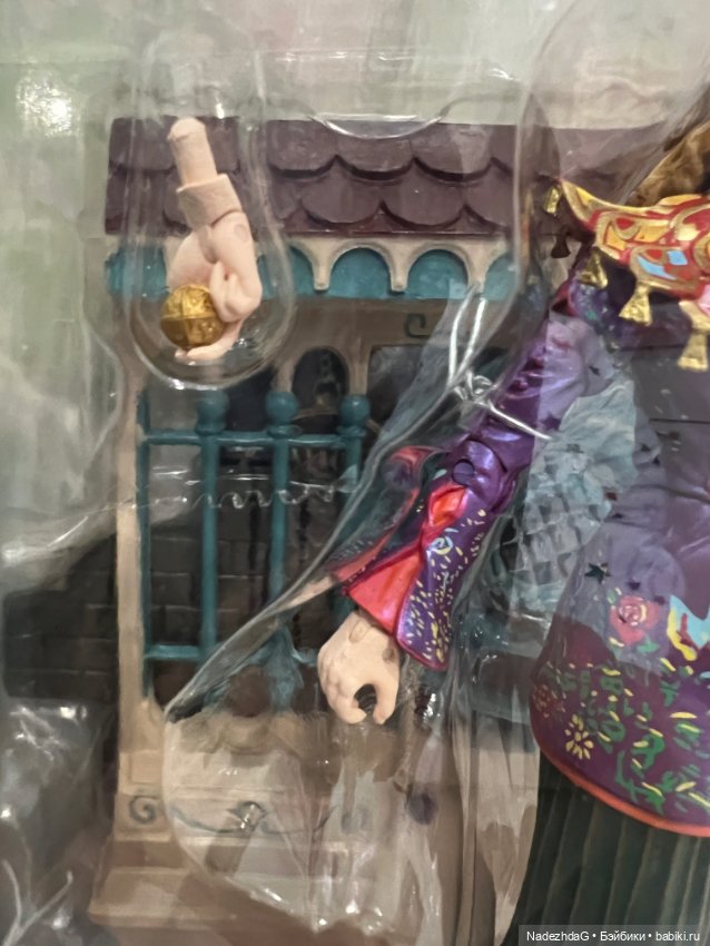 Алиса в зазеркалье Alice Through the Looking Glass, Action Figure (фото 7)