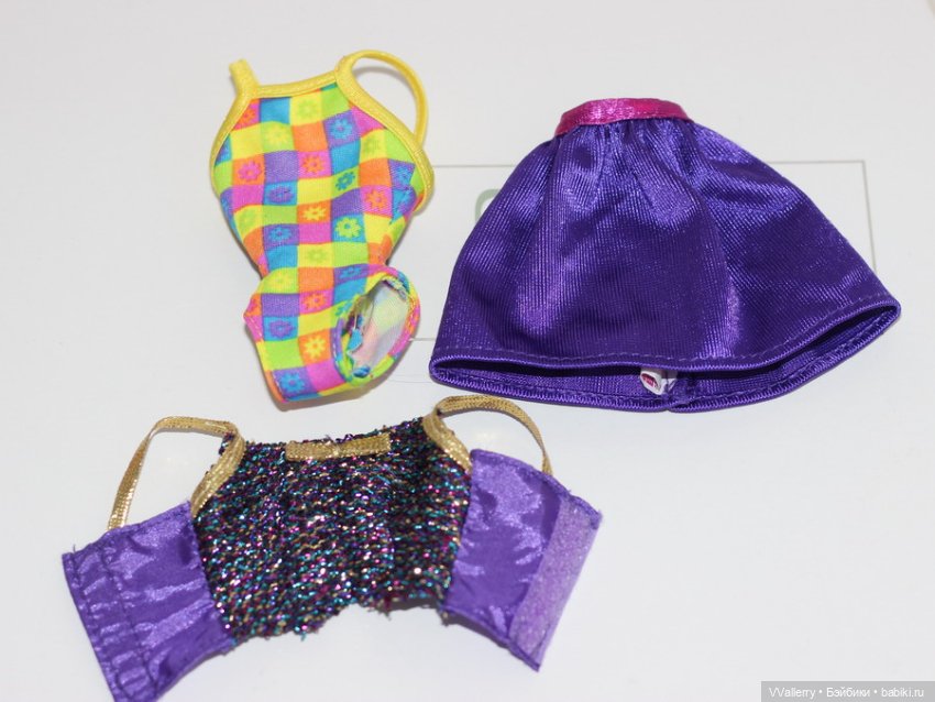 Аутфит на барби — Одежда для кукол