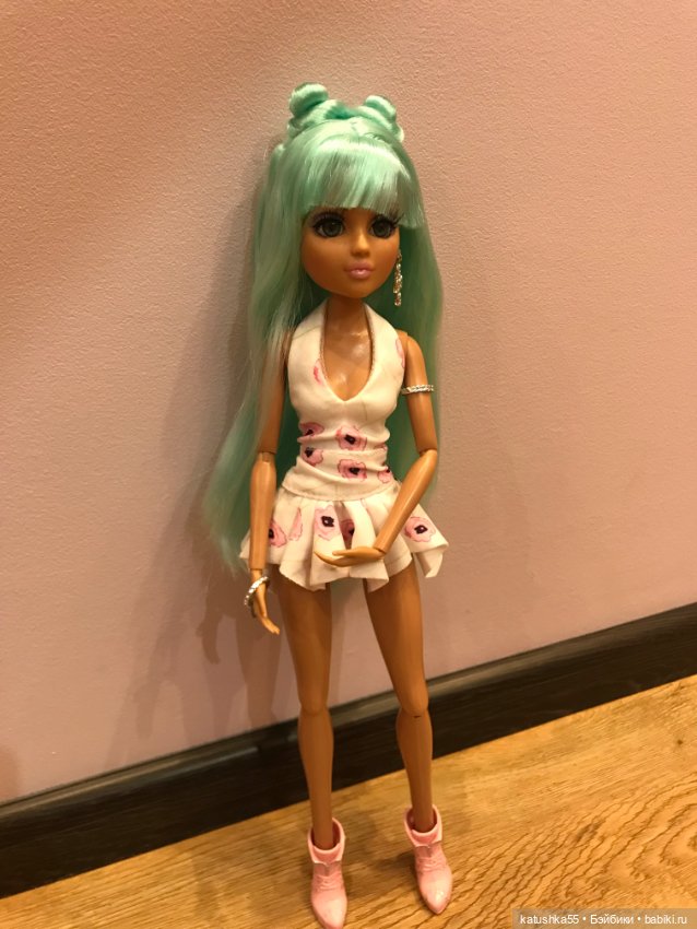 Парики и одежда для кукол Мокси Тинз, Лив, Гевин, Кен (фото 5)