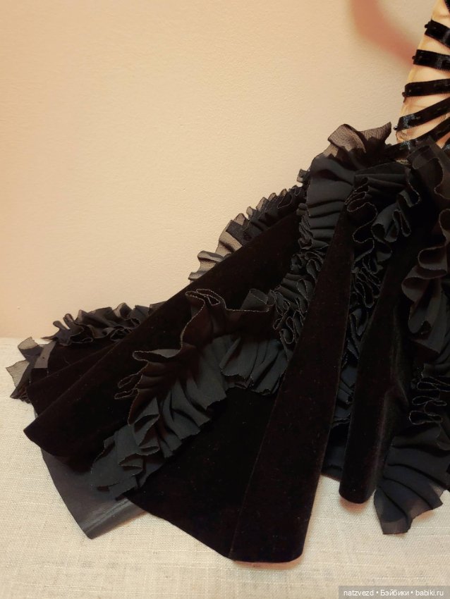 NIGEL CHIA Black Stripe Mermaid Gown (чёрное дизайнерское платье силуэта "русалка") OOAK (фото 4)