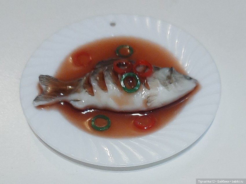 Тарелка с рыбкой — Миниатюра для кукол (фото 2)