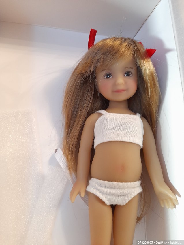 Little Charming Doll (Heartstring Dolls)