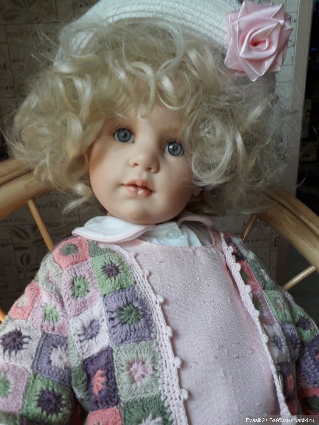 Коллекционная кукла из резин (фото 4)