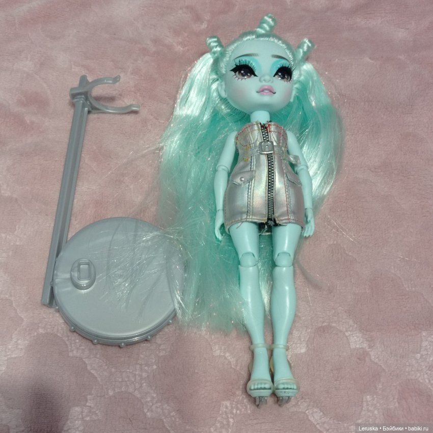 Инопланетянка от Rainbow — Шарнирные куклы (не BJD) (фото 5)