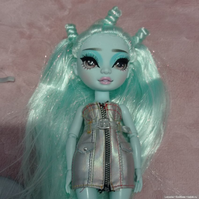 Инопланетянка от Rainbow — Шарнирные куклы (не BJD) (фото 6)