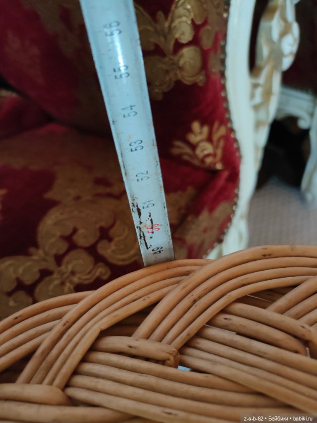 Шикарное кресло для больших кукол