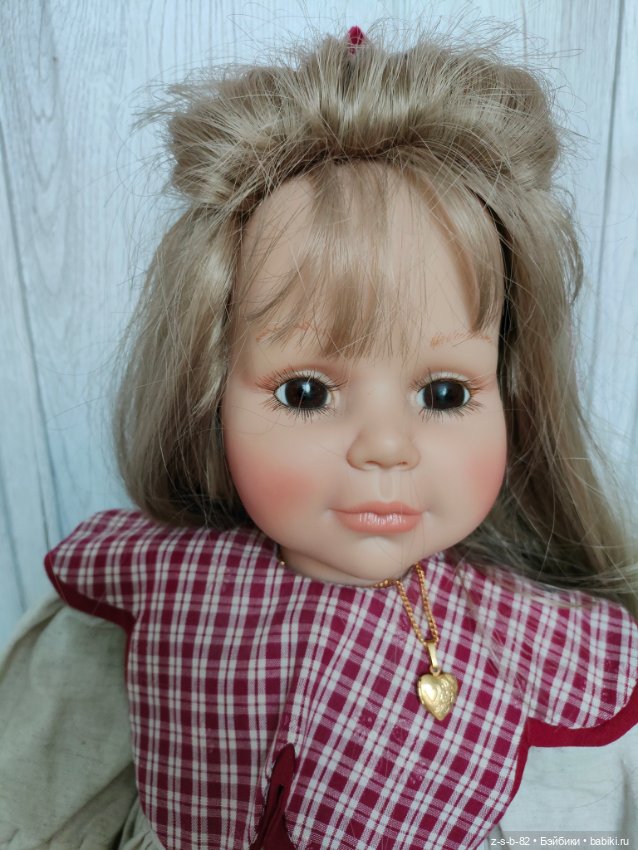 Прекрасная Виола от Brigitte Leman