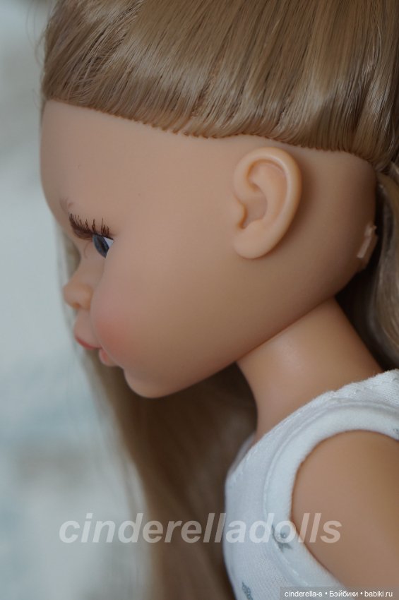 Карла#5 с волосами до щиколотки Paola Reina (фото 6)