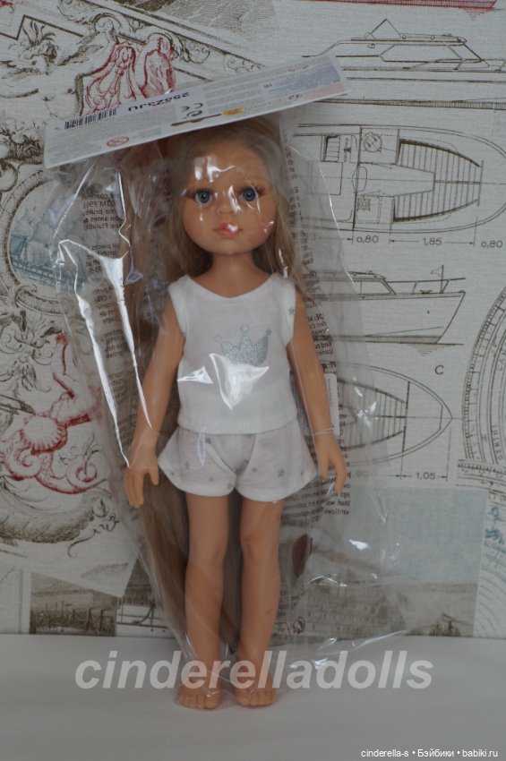 Карла#1 с волосами до щиколотки Paola Reina