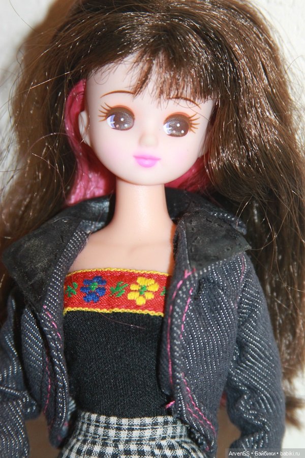 Семнадцатилетняя Ликка CosmeticsLover компании Такара (фото 4)