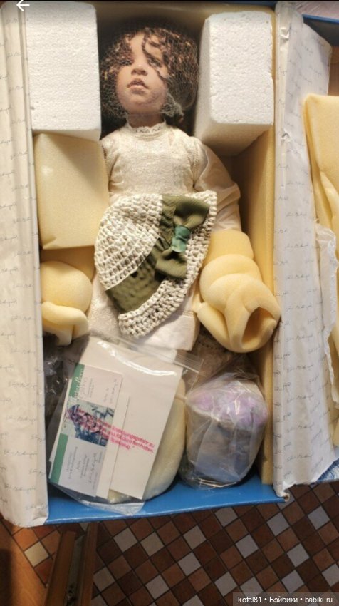 Elissa Glassgold кукла коллекционная виниловая (фото 5)