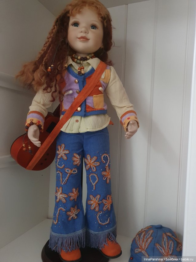 Фарфоровая кукла от Remeco Collection