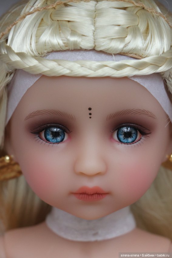 Астрид от Руби Ред, Brave Astrid Ruby Red, 125